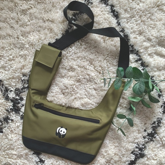 Wold Wildlife Fund Handbags - World Wildlife Fund • Classic Panda Logo Crossbody Shoulder Bag • Green & Black